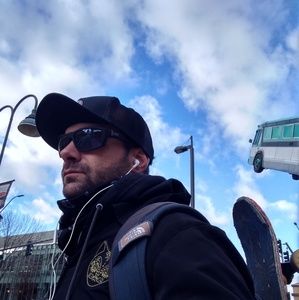 Meet your Posher, Thomas